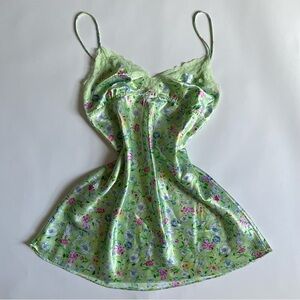 Secret Treasures Green Floral Chemise
